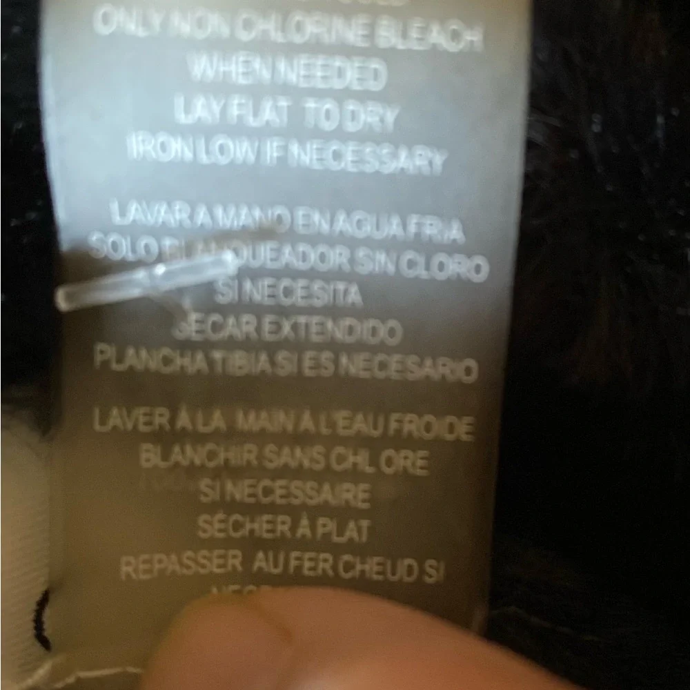 NWOT Calvin Klein - Unisex black/cream faux fur long scarf with CK logo